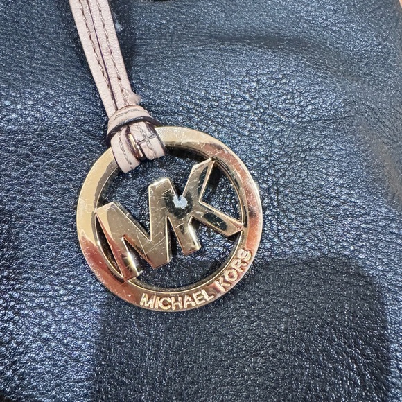 Michael Kors black tote shoulder bag. Black pebbled leather with tan handles. - Picture 6 of 6